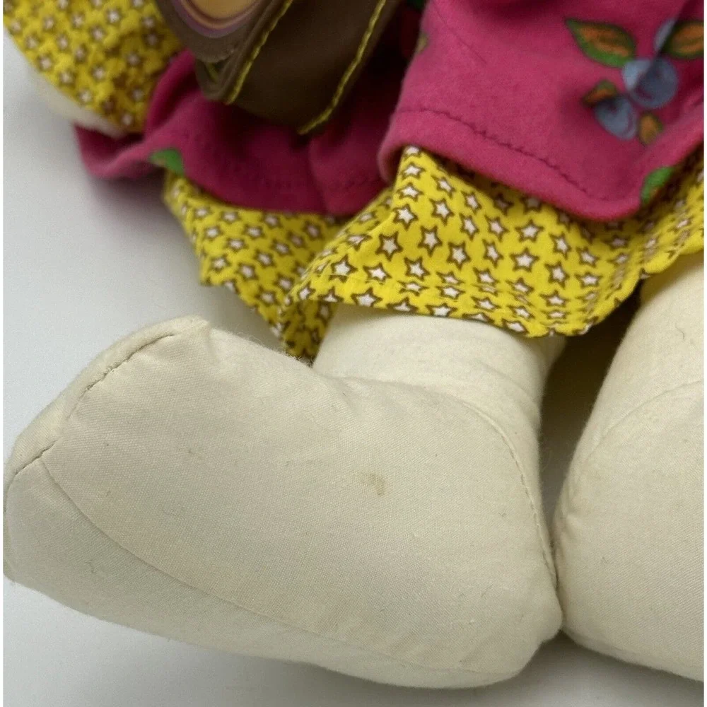 Vtg Hasbro Kenner Little Souls for Kids Rag Doll DEL Gretchen Wilson‎ 1998 Core